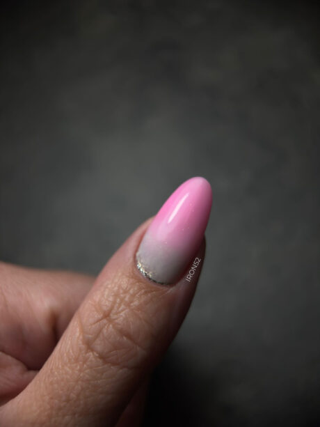 Iron52 nagels